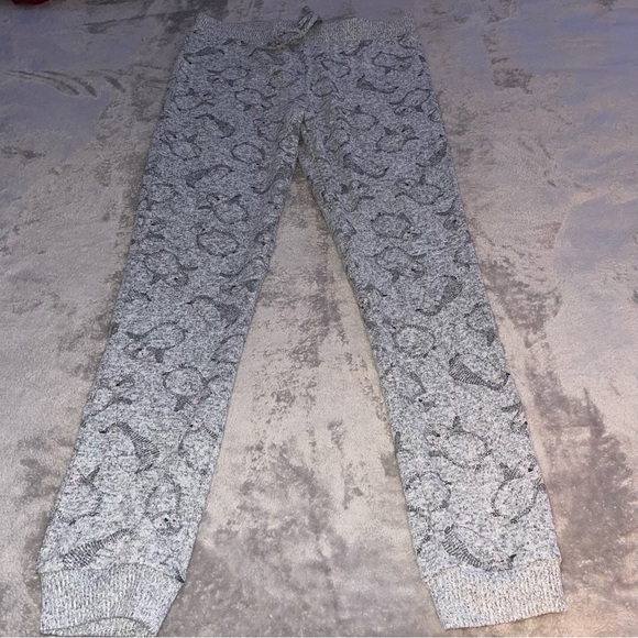 Love to Lounge Primark Penguin print grey pyjamas/ sleepwear/ loungewear set - Picture 6 of 11